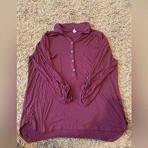 Kate quinn, size XL, collared long sleeve